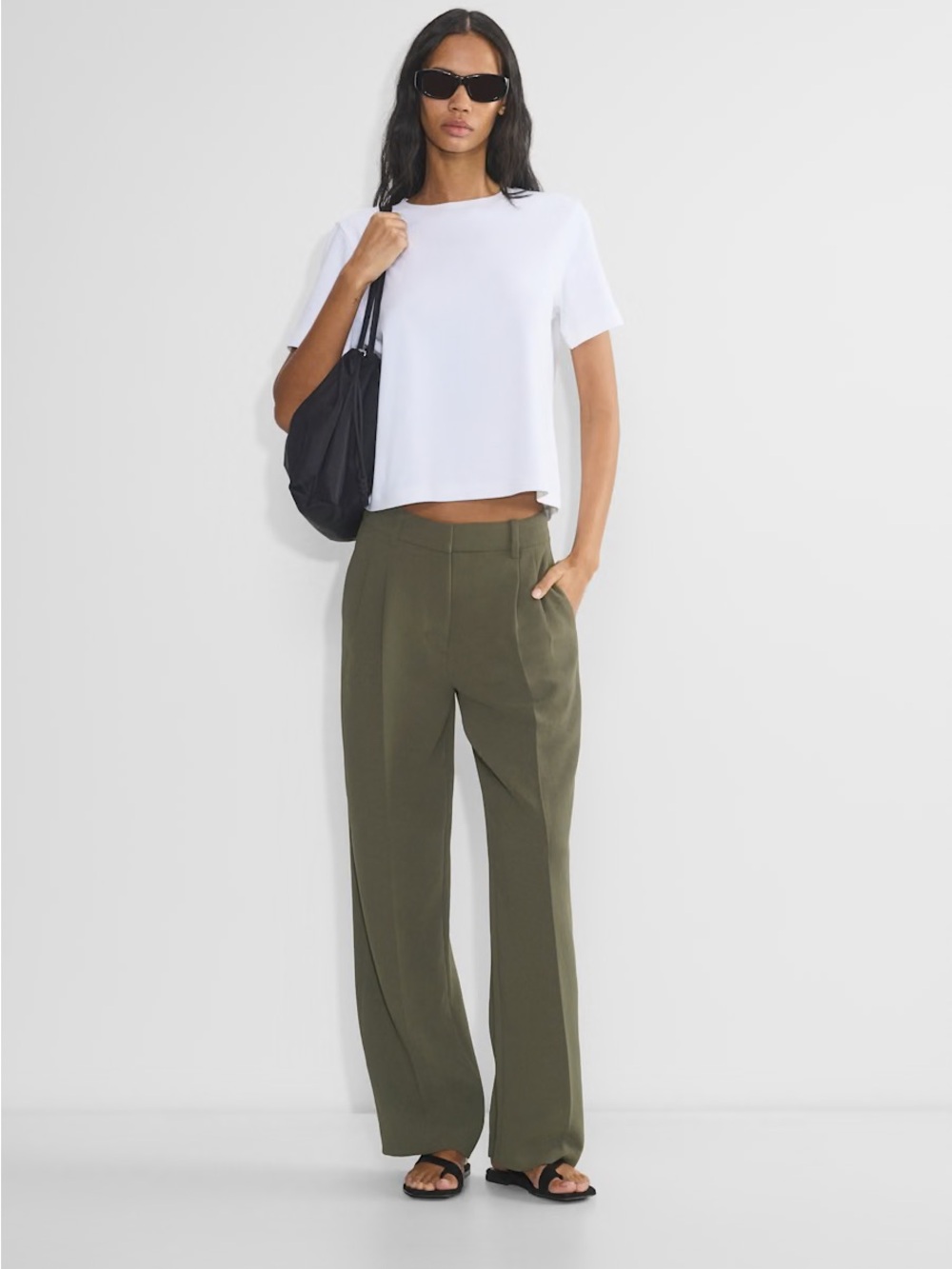 Aritzia The Effortless Pant - Crepette Dark Olive Green Sz 2